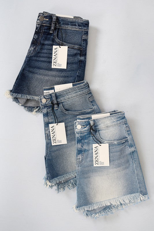 FRAYED HEM DENIM SHORTS